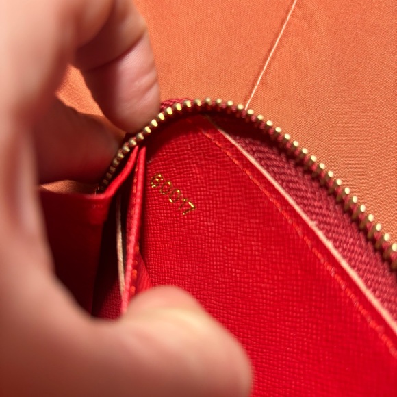 Gucci | GG Supreme Continental Blooms Floral Monogram Print Zip Wallet - Picture 5 of 7